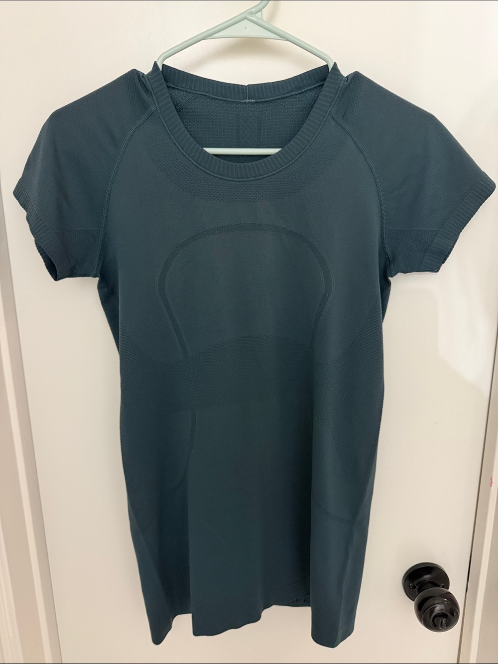 Lululemon Swifty Tech shirt